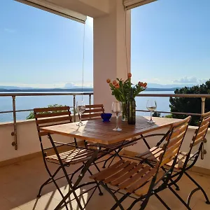 apartment-tamara-dramalj.primorje-gorskikotar.com/
